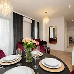Exclusive Crystal Apartmán